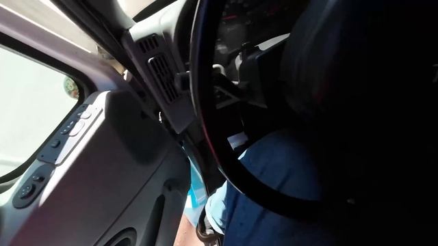 Broke down in the middle of the highway. Veteran needs a hand. смотреть онлайн