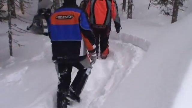 fin de semaine au camp..expedition v800 смотреть онлайн