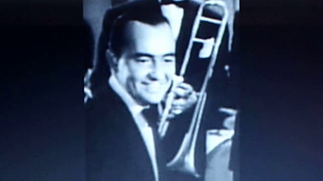 Freddy Martin and his Orch., v./Merv Griffin: "Havin' a Wonderful Wish (Time You Were Here)" (1949) смотреть онлайн