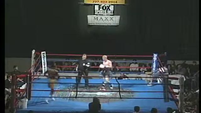 Muay Thai Classic Fight - Joshua Mendenhall vs. Jamal McLennan смотреть онлайн
