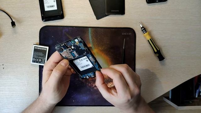 Оживление Samsung S2 / Замена материнской платы смотреть онлайн