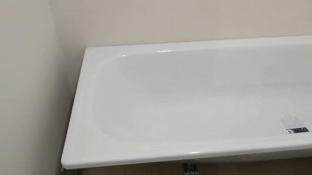 Установка стальной ванны с экраном смотреть онлайн