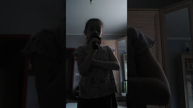 Пою с микрофоном 1 часть смотреть онлайн