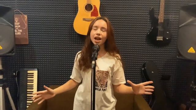 Милана - Уроки вокала для начинающих на студии Gold Word Екатеринбург feat Павел Медведев смотреть онлайн