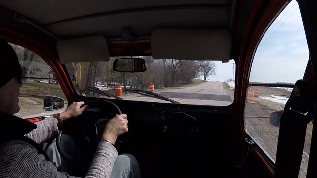 Citroen 2cv - first proper drive смотреть онлайн