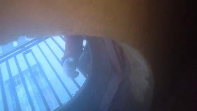 замена гнилого участка теплотрассы. на старые штаны новая заплата. сварка под землёй смотреть онлайн