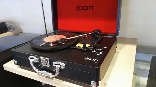 Копченый тест винилового проигрывателя ION Audio Vinyl Motion смотреть онлайн