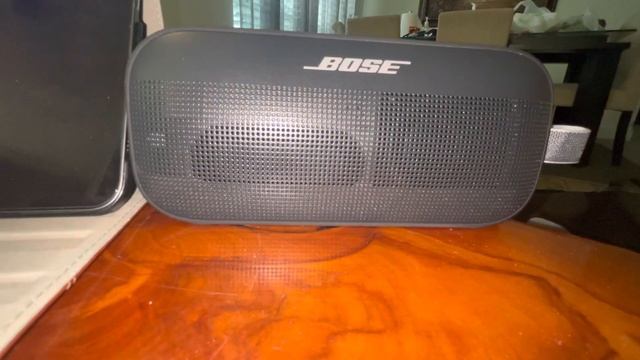 JBL Charge 5 Vs Bose Soundlink Flex(EDM) смотреть онлайн