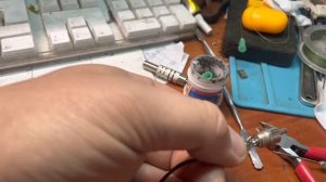 Пайка rca штекера на калонку