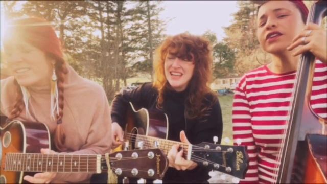 "Go Home" - Rainbow Girls (Lucius cover) смотреть онлайн