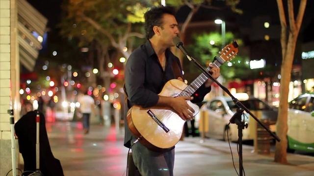 HOTEL CALIFORNIA НА КЛАССИЧЕСКОЙ ГИТАРЕ ► Eagles Street Cover смотреть онлайн