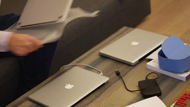 Macbook pro 13" unboxing смотреть онлайн