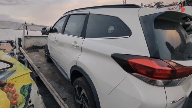 Toyota rush 2022 model khaliji Sharjha used auto spare parts markete смотреть онлайн