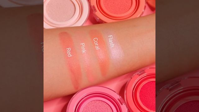 Avon x The Face Shop Moisture Cushion Blush and Highlighter смотреть онлайн
