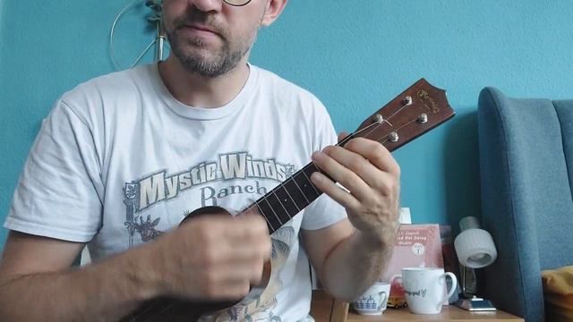 Comparison of Soprano Ukulele Collection (Brüko, Martin, "The Mele") смотреть онлайн