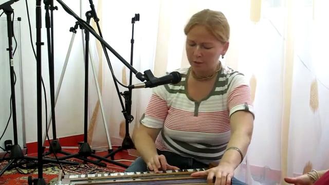 Матаджи Чайтанья Рупини д.д. Шри Нрисимха Пранама смотреть онлайн