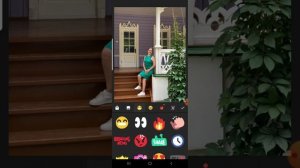 Как наложить одно фото на другое с помощью приложения inshot.