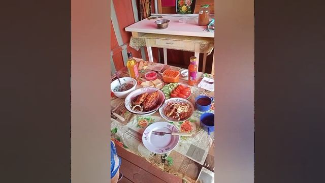 Друзья, Всех с Праздником Святой Троицы! смотреть онлайн