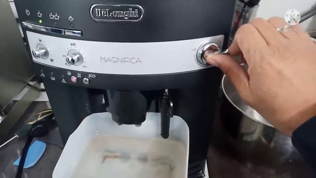 HOW TO DESCALE De'longhi MAGNIFICA ESAM 3000.B смотреть онлайн