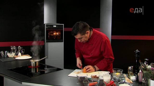 Куриное суфле с апельсиновыми цукатами на морковном пюре смотреть онлайн