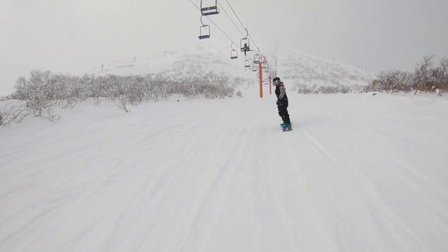 First time seeing HER carve! NISEKO, HOKKAIDO смотреть онлайн