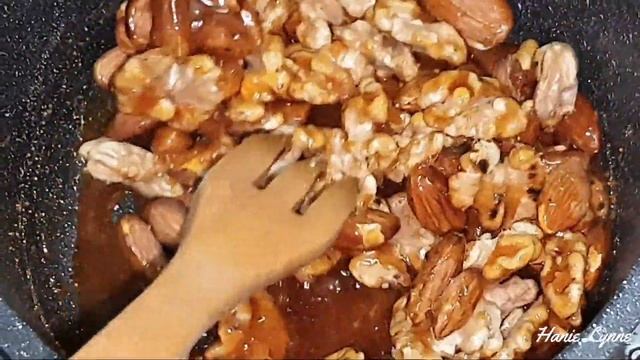 Homemade Almond And Walnut Praline | Nut Candy| Nut Brittle  #Homemade #Praline #WholeNuts #almonds