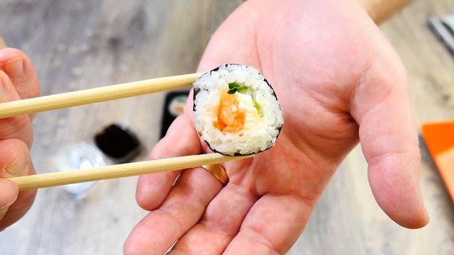 Обзор Geisha Roll заведение Morimoto! Суховато )