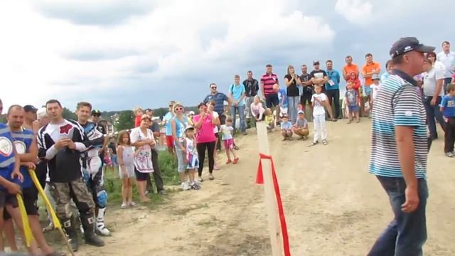 Чемпионат Новосибирской области по мотокроссу открыли в Бердске смотреть онлайн