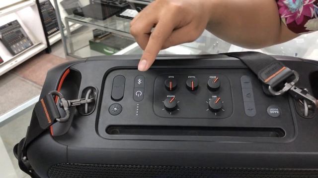 มากันที่ตัวน้องสุดแต่เด็ดสุด? JBL PartyBox On The Go? смотреть онлайн