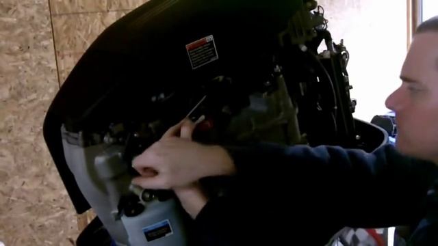 2008 Mercury OptiMax 250 Pro XS Maintenance: Fuel Filter смотреть онлайн