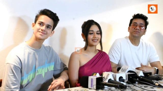 Jannat Zubair React On Live Singing Performance ,Siddharth Nigam Relationship With Avneet Kaur Debu смотреть онлайн