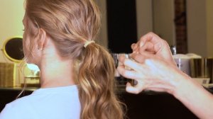 Пучок на длинные волосы. Прическа за 5 минут на каждый день/на вечеринку