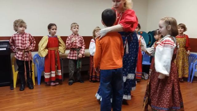 Игра-песня "В огороде бел козёл". Детская фольклорная студия "Потешки". Младшая группа. смотреть онлайн