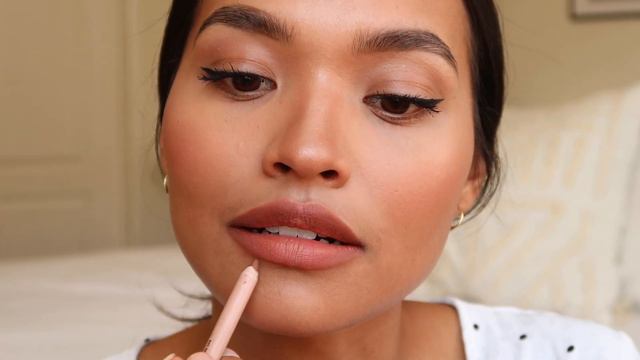 HOW I SHAPE & FILL IN MY LIPS + PERFECT NUDE LIP COLORS|| NICOLE ELISE смотреть онлайн