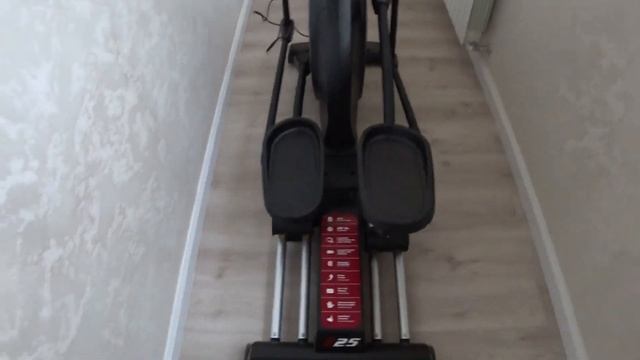 Эллиптический тренажер Sole E25 (эллипсоид)