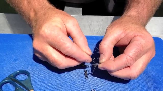 How To Rig a live Squid To Catch Kingfish | The Hook and The Cook смотреть онлайн