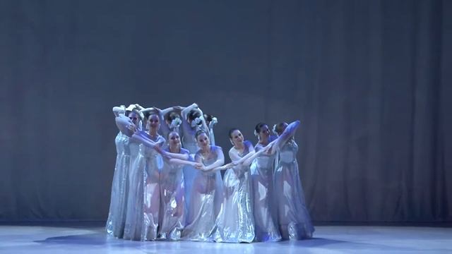 Девичий русский хоровод "Цепочка". Камерный балет "Гестус" ВлГУ смотреть онлайн