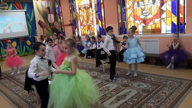 Танец "Ботаники" смотреть онлайн