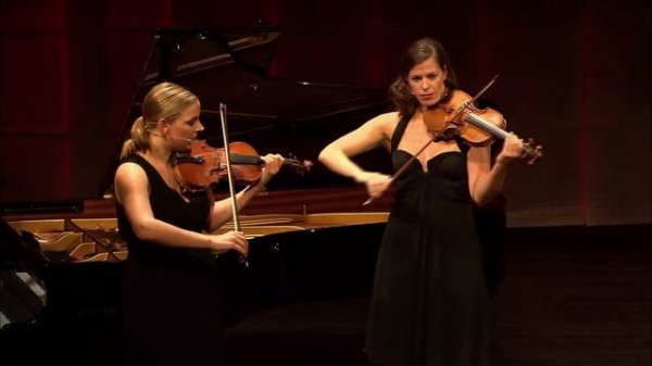 Salut Salon:  the quartet performs live (with interviews)