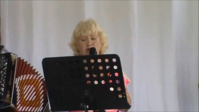 ПОЁТ ГАРМОНЬ НАД ТАМЛЫКОМ