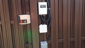 Электромеханический замок на калитку с домофоном и кодовой панелью