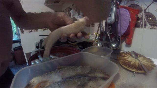 Готовим усача. Солим и жарим. смотреть онлайн