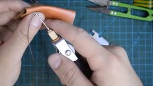 как сделать ручную швейную машинку для кожи своими руками __ Hand s ( 240 X 426 ).mp4