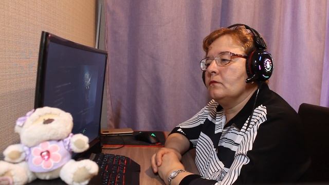 РЕАКЦИЯ МАМЫ НА [Слава КПСС - Чудовище погубившее мир] смотреть онлайн