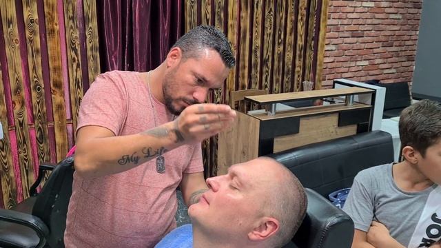 Barbershop по-турецки / Опасное бритьё / Мастер класс из Кемера смотреть онлайн