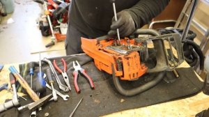 Disassembly of Husqvarna 440 chainsaw for spare parts Бензопила Хускварна 440 на запчасти