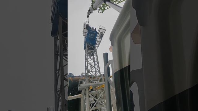 монтаж итальянского башенного крана автокраном зумлион 25т#автокран #zoomlion #ижевск #работа смотреть онлайн