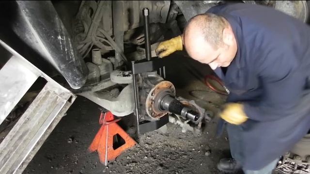 Tiger Tool 90150 Heavy Duty Manual King Pin Press (Kingpin Removal) смотреть онлайн