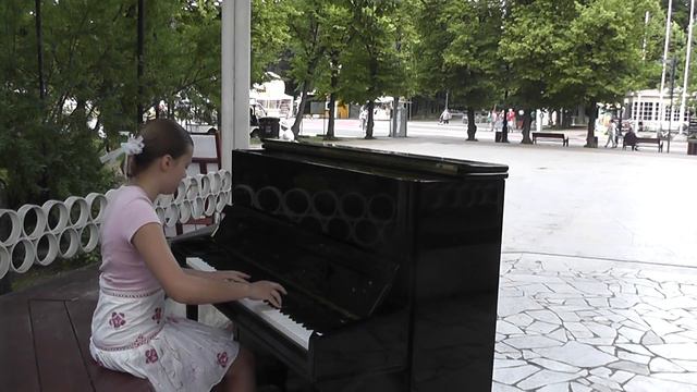 Сокольники Москва Ф.Шопен Ноктюрн №2 Соч.9 №2 исполняет Лена Протасова фортепиано смотреть онлайн