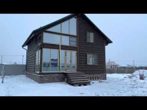 Сруб дома с отделкой. Дом из рубленного бревна.